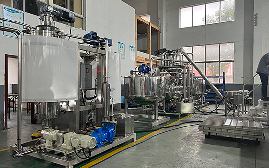 Linha de produção de doces no Egito